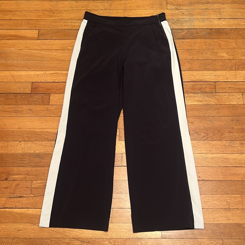 Athleta Luxe Gramercy Track Trousers in Black & White, size 10 - Picture 2 of 15
